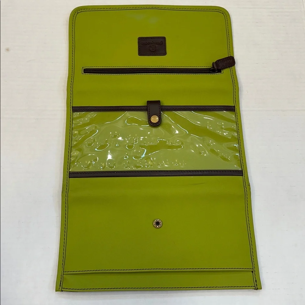 Glenroyal Chic of Scotland  Vibrant Green organizer Wallet clutch - Picture 5 of 7